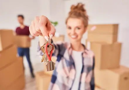 Можно ли подарить квартиру с долгами по коммунальным платежам?