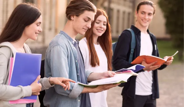 Можно ли студентам списать долги и зачем им банкротство