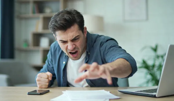 Достают коллекторы. Куда жаловаться?