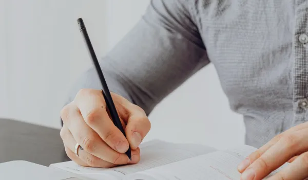 Чек-лист: Как вернуть неправомерно списанные деньги?