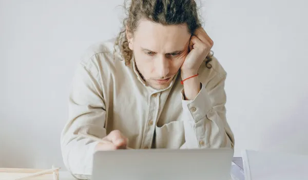 Что делать, если банк не идет на встречу и не помогает рефинансировать кредит?