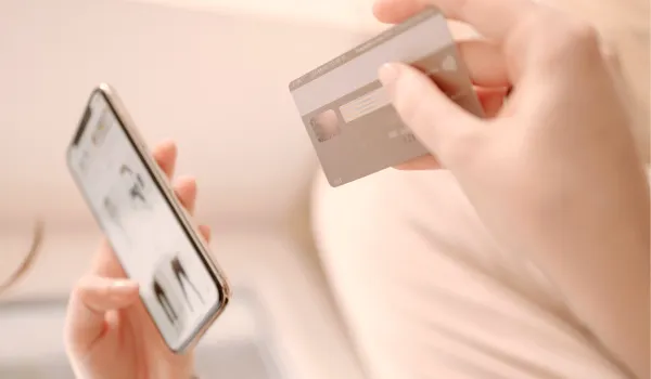 Долг по кредитной карте. Что делать