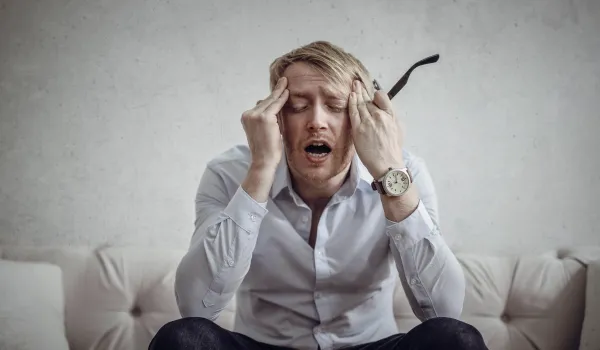 Долги будут взыскивать без суда. Что делать должникам?