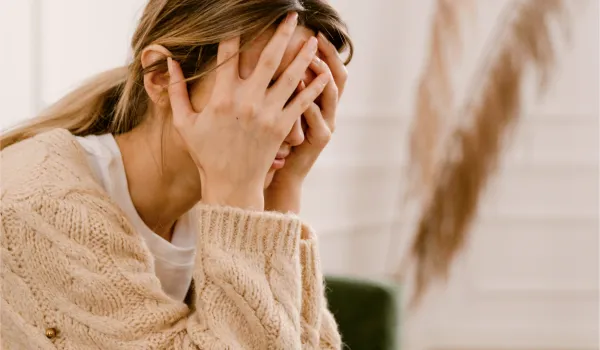 Можно ли обанкротиться, если есть долг перед родственниками?