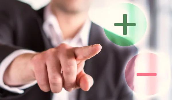 Почему самостоятельное проведение процедуры банкротства может быть рискованным: плюсы и минусы