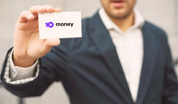 Приставы добрались до «Юмани»? Что будет с деньгами на карте?