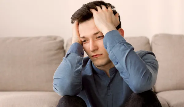 Приставы заблокировали зарплатную карту. Что делать?