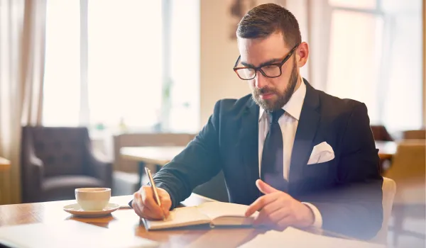 В каких случаях банк может простить или погасить кредит