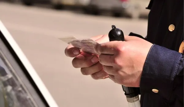 За какие долги могут лишить водительских прав?